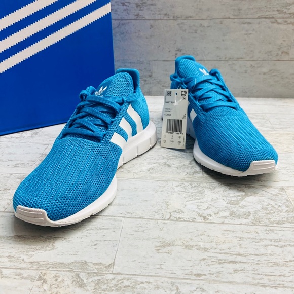 Adidas Swift Run unisex kids running shoes - Picture 2 of 7